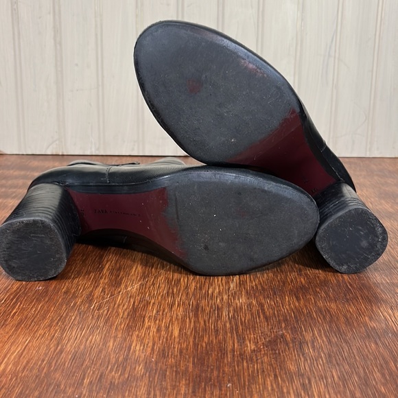 Zara Woman Black Chunk Heel Booties - Picture 8 of 10